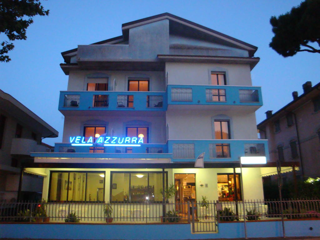 Hotel Vela Azzurra リミニ エクステリア 写真